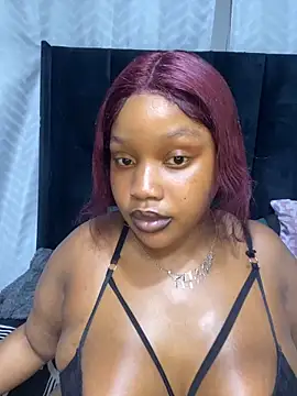 Snapshot of THICKBARBIE32 chatting on 06/16/26, 12:57 THICKBARBIE32 online show from 06/16/26, 12:57