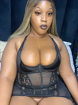 Snapshot of THICKBARBIE32 chatting on 07/20/26, 10:23 THICKBARBIE32 online show from 07/20/26, 10:23