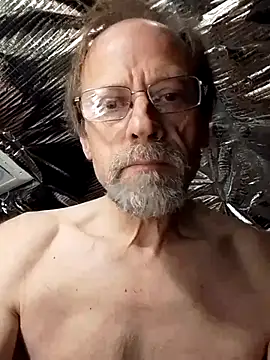 Quebec46 online show from 12/17/25, 04:24