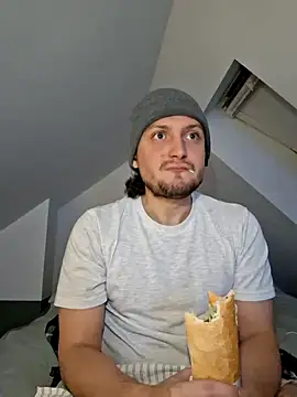 Ghost Pie online show from 12/17/25, 05:57