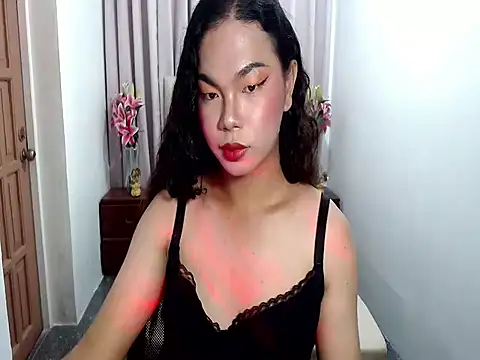 Snapshot of Shaneloveme chatting on 12/19/25, 06:59 Shaneloveme online show from 12/19/25, 06:59