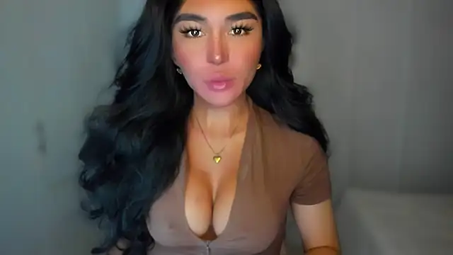 mxshemale ladyboy online show from 01/17/25, 09:28