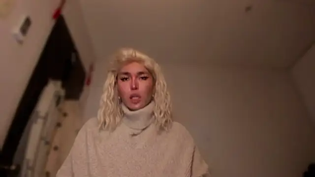 mxshemale ladyboy online show from 11/02/25, 03:47