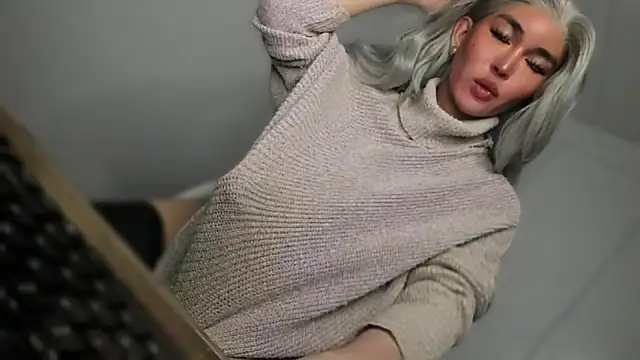 mxshemale ladyboy online show from 02/27/26, 06:30