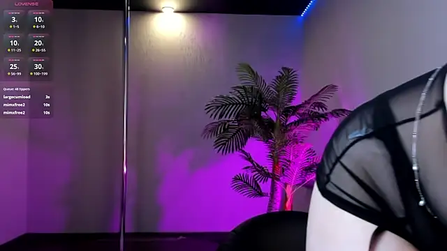 AlbaLimory online show from 04/21/26, 01:17