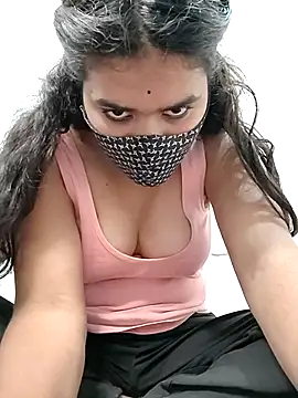 Snapshot of Cut_madhuri chatting on 12/21/25, 09:05 Cut madhuri online show from 12/21/25, 09:05