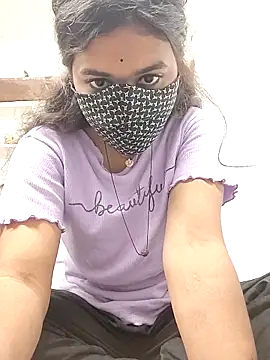 Snapshot of Cut_madhuri chatting on 01/17/26, 07:35 Cut madhuri online show from 01/17/26, 07:35