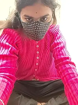 Snapshot of Cut_madhuri chatting on 01/18/26, 05:11 Cut madhuri online show from 01/18/26, 05:11