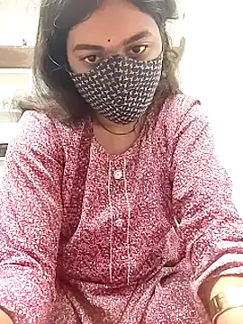 Snapshot of Cut_madhuri chatting on 02/06/26, 10:35 Cut madhuri online show from 02/06/26, 10:35