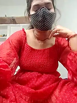 Snapshot of Cut_madhuri chatting on 02/18/26, 05:42 Cut madhuri online show from 02/18/26, 05:42