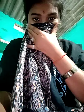 Snapshot of Cut_madhuri chatting on 02/22/26, 05:11 Cut madhuri online show from 02/22/26, 05:11