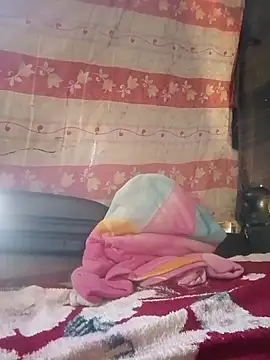 sara milf777 online show from 02/15/26, 07:43