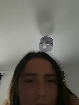 Snapshot of MillieB chatting on 02/12/26, 03:40 MillieB online show from 02/12/26, 03:40