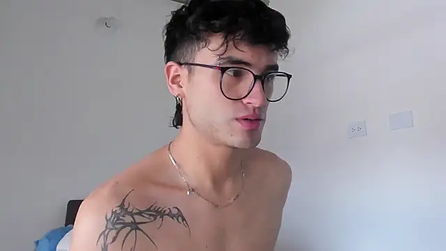 charlie dicker online show from 01/18/26, 05:17