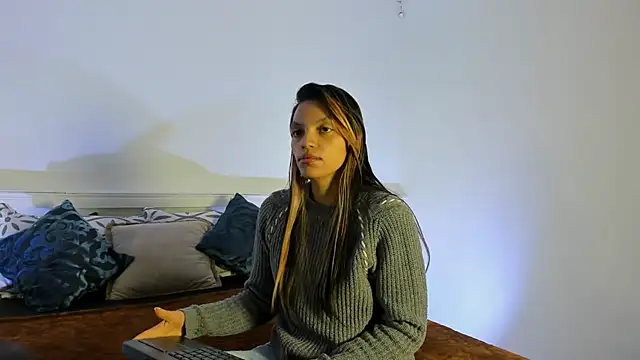 Ishtar 24 online show from 12/19/25, 11:39