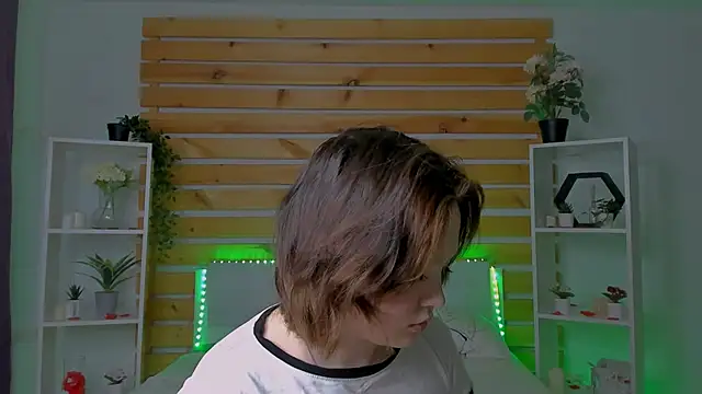 Mary Bryantt online show from 02/07/26, 08:18