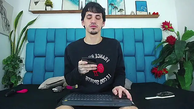 boy Dirty X online show from 05/26/26, 05:03