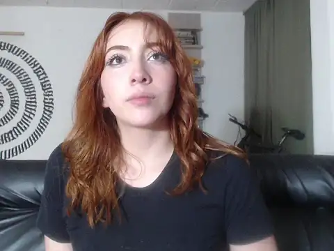 Snapshot of BeautyYoungblond chatting on 04/30/26, 06:53 BeautyYoungblond online show from 04/30/26, 06:53