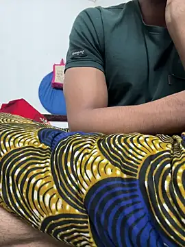 Snapshot of hot_gym_b0y chatting on 02/13/26, 09:22 hot gym b0y online show from 02/13/26, 09:22