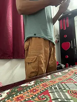 Snapshot of hot_gym_b0y chatting on 03/11/26, 11:55 hot gym b0y online show from 03/11/26, 11:55