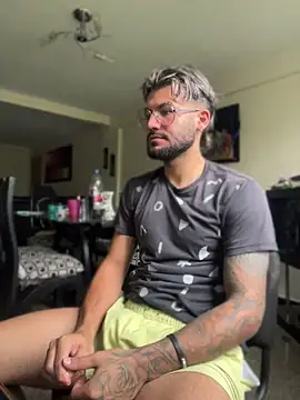 thedragonboyxxx online show from 04/17/26, 03:26