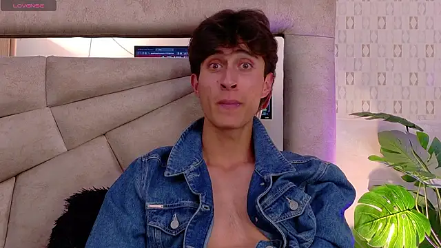 Ithan Skin online show from 03/05/26, 06:48