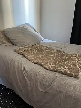 LiaCuti online show from 02/14/26, 10:56