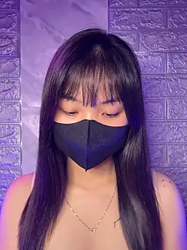 Snapshot of ___KARA___ chatting on 12/16/25, 07:46 KARA online show from 12/16/25, 07:46