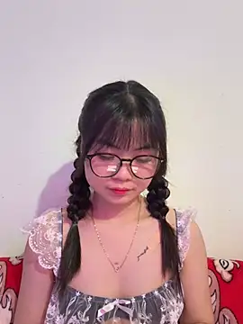 Snapshot of ___KARA___ chatting on 01/16/26, 01:53 KARA online show from 01/16/26, 01:53