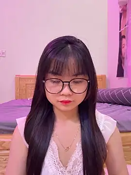 Snapshot of ___KARA___ chatting on 02/26/26, 01:37 KARA online show from 02/26/26, 01:37