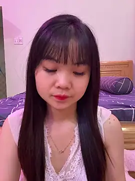 Snapshot of ___KARA___ chatting on 03/04/26, 12:05 KARA online show from 03/04/26, 12:05