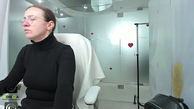 missdominna online show from 04/08/26, 02:44