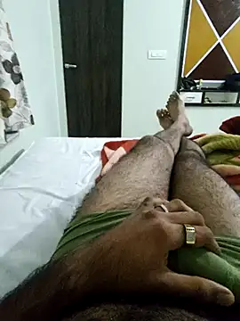 Tall7boy7 online show from 12/21/25, 01:13