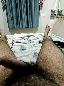 Tall7boy7 online show from 04/01/26, 05:21