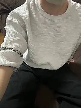 Snapshot of tubasa1216 chatting on 03/06/26, 12:01 tubasa1216 online show from 03/06/26, 12:01