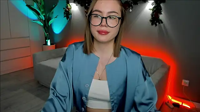 Snapshot of Aurelia_Voss chatting on 12/22/25, 06:43 Aurelia Voss online show from 12/22/25, 06:43