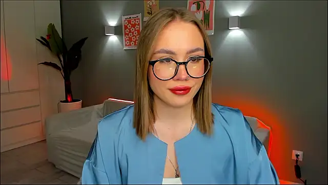 Snapshot of Aurelia_Voss chatting on 01/14/26, 08:03 Aurelia Voss online show from 01/14/26, 08:03