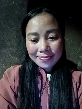 Chloe-ee online show from 12/17/25, 12:38