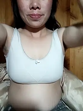 Chloe-ee online show from 02/09/26, 09:57