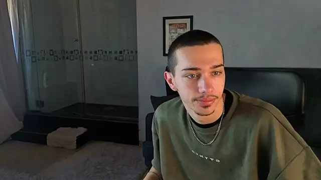 KaydenDrew online show from 04/28/26, 04:17