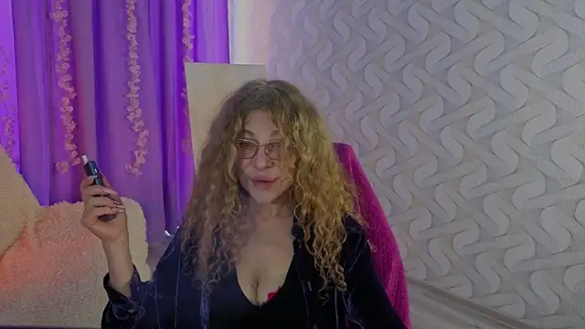 EvaTemptt online show from 03/04/26, 02:56