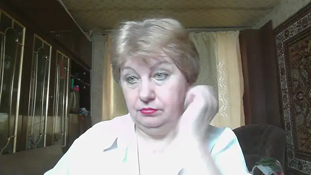Snapshot of Casey_peach chatting on 05/14/26, 06:31 Casey peach online show from 05/14/26, 06:31