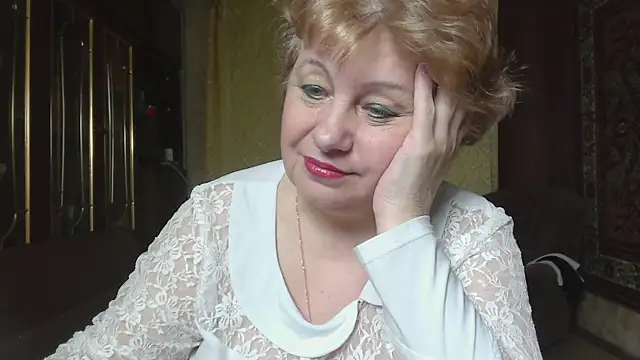 Snapshot of Casey_peach chatting on 07/23/26, 10:19 Casey peach online show from 07/23/26, 10:19