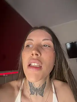 saphirafox online show from 03/11/26, 01:39