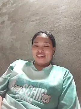 Snapshot of Maikha08 chatting on 05/15/26, 02:46 Maikha08 online show from 05/15/26, 02:46