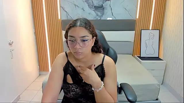 angelinemore online show from 01/10/26, 06:53