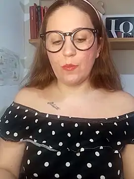 Snapshot of SofiEsteves chatting on 06/09/26, 01:56 SofiEsteves online show from 06/09/26, 01:56