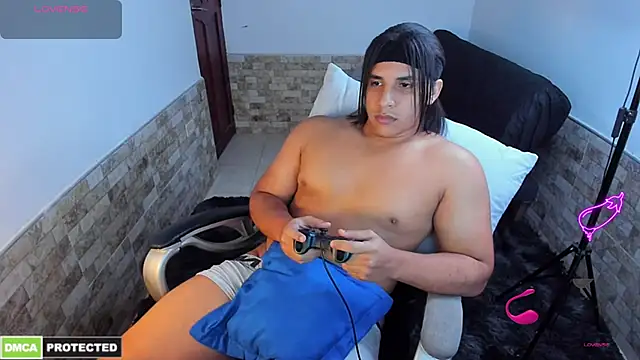 latinboyfit online show from 02/03/26, 02:53