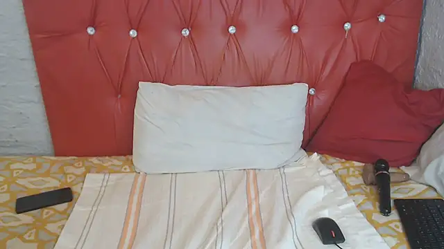 LaicyBrown76 online show from 04/18/26, 07:07