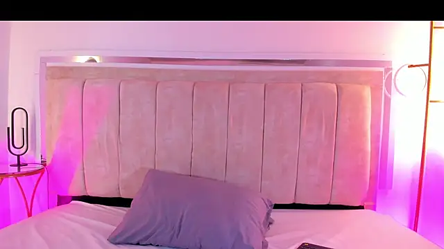 CamilleJuicy  online show from 03/18/26, 02:53